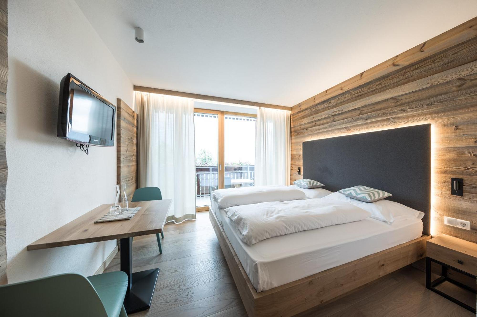 Hotel Petrus บรูนิโก ภายนอก รูปภาพ