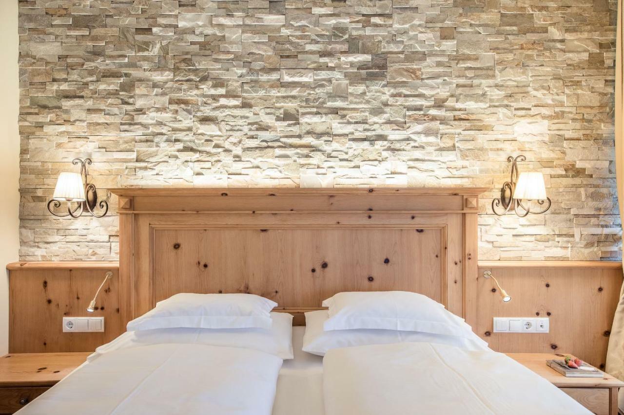 Hotel Petrus บรูนิโก ภายนอก รูปภาพ